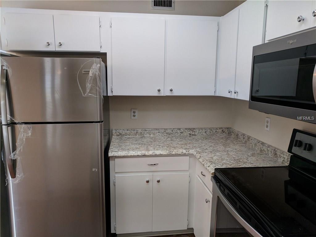 12682 CASTLE HILL DRIVE, TAMPA, Florida 33624, 2 Bedrooms Bedrooms, 4 Rooms Rooms,1 BathroomBathrooms,Residential,For sale,CASTLE HILL,T2916260