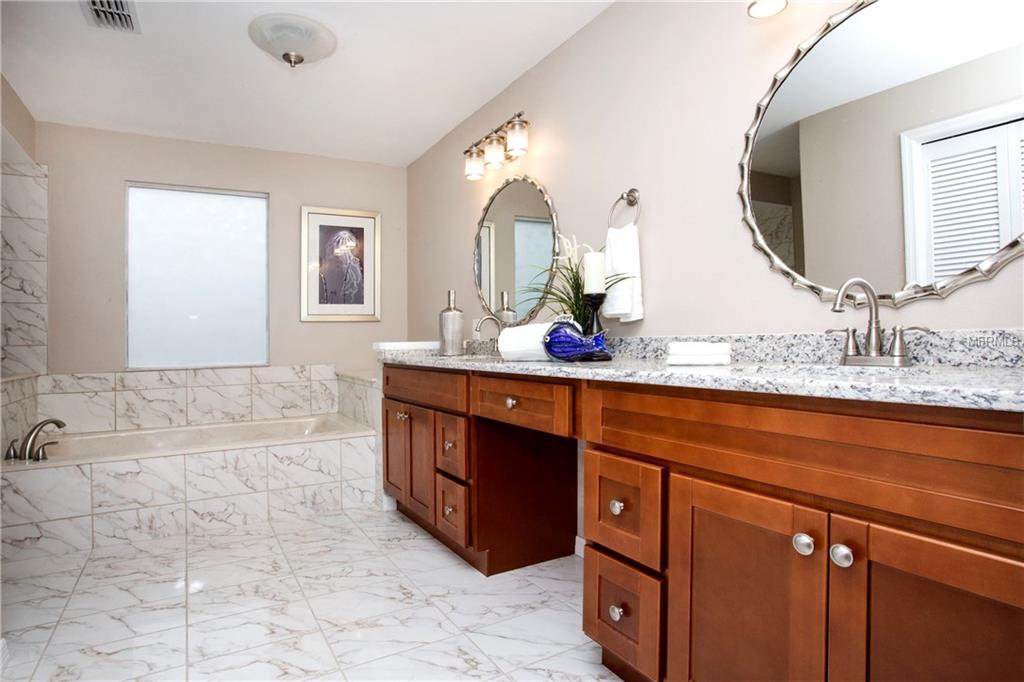 3824 HANOVER HILL DRIVE, VALRICO, Florida 33596, 4 Bedrooms Bedrooms, 5 Rooms Rooms,2 BathroomsBathrooms,Residential,For sale,HANOVER HILL,T2920203