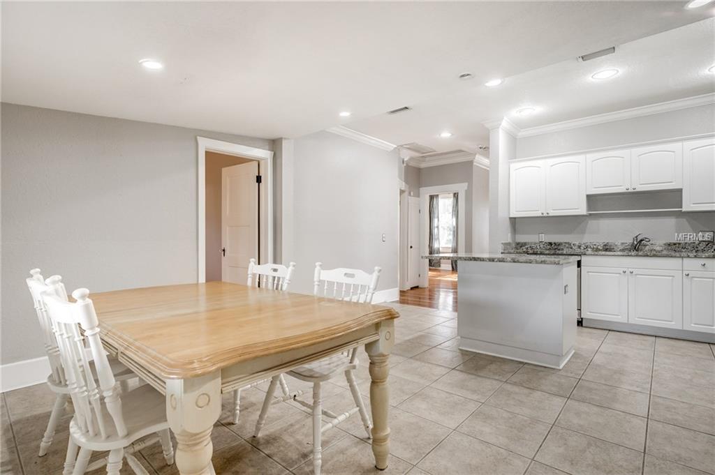 912 E BROAD STREET, TAMPA, Florida 33604, 3 Bedrooms Bedrooms, 3 Rooms Rooms,2 BathroomsBathrooms,Residential,For sale,BROAD,U7843174