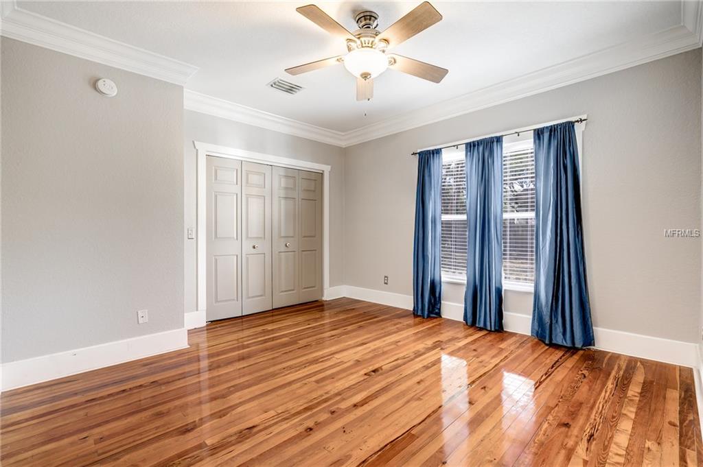 912 E BROAD STREET, TAMPA, Florida 33604, 3 Bedrooms Bedrooms, 3 Rooms Rooms,2 BathroomsBathrooms,Residential,For sale,BROAD,U7843174