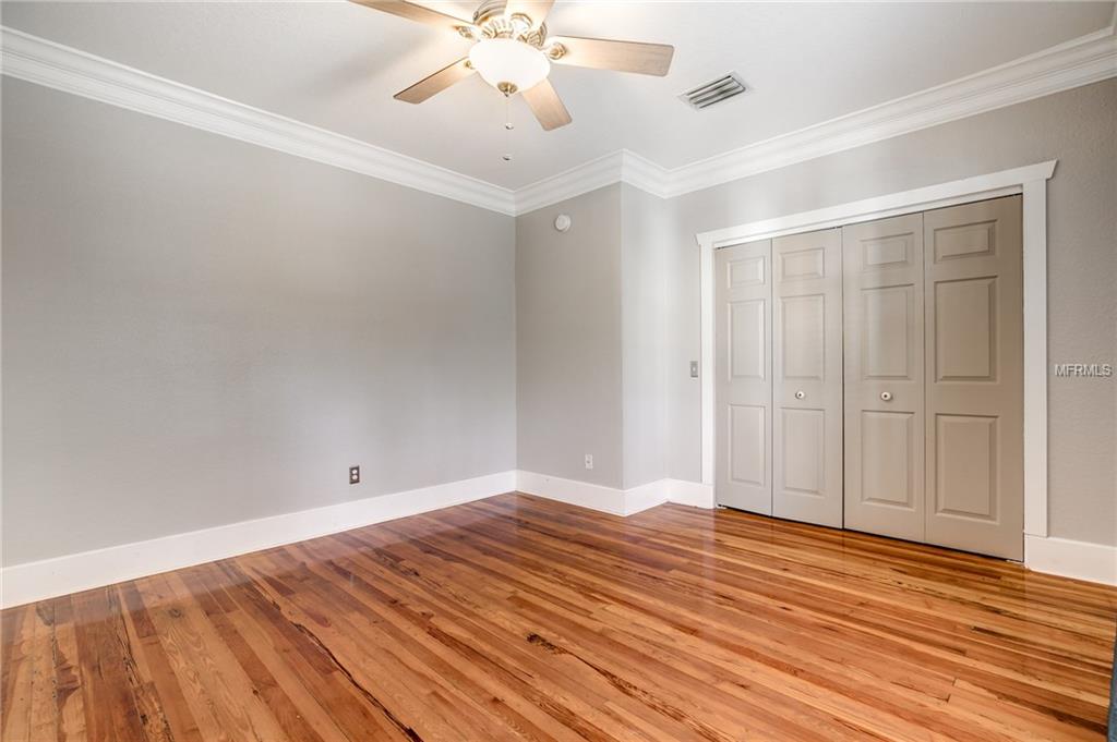 912 E BROAD STREET, TAMPA, Florida 33604, 3 Bedrooms Bedrooms, 3 Rooms Rooms,2 BathroomsBathrooms,Residential,For sale,BROAD,U7843174