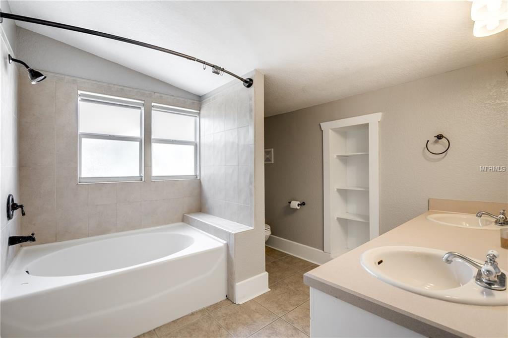 912 E BROAD STREET, TAMPA, Florida 33604, 3 Bedrooms Bedrooms, 3 Rooms Rooms,2 BathroomsBathrooms,Residential,For sale,BROAD,U7843174