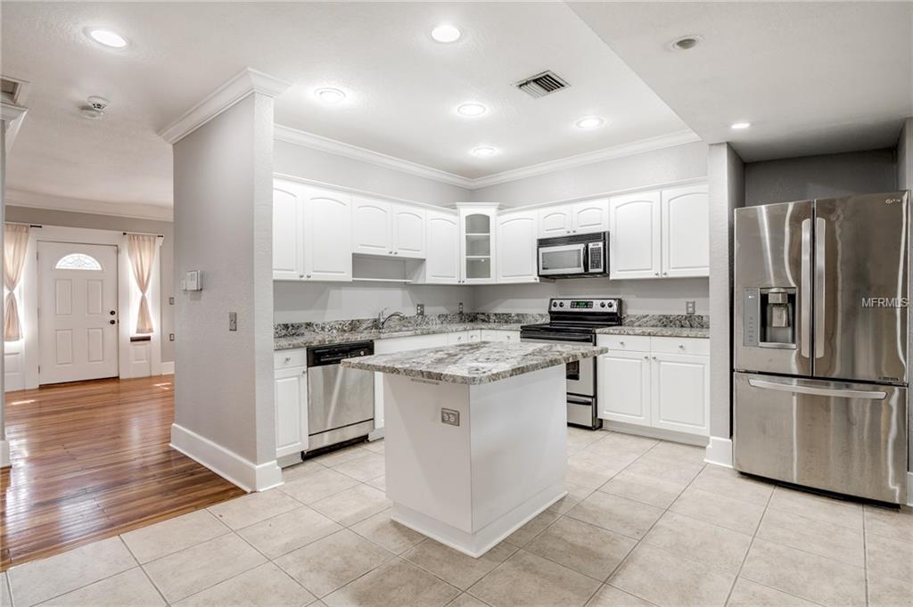 912 E BROAD STREET, TAMPA, Florida 33604, 3 Bedrooms Bedrooms, 3 Rooms Rooms,2 BathroomsBathrooms,Residential,For sale,BROAD,U7843174