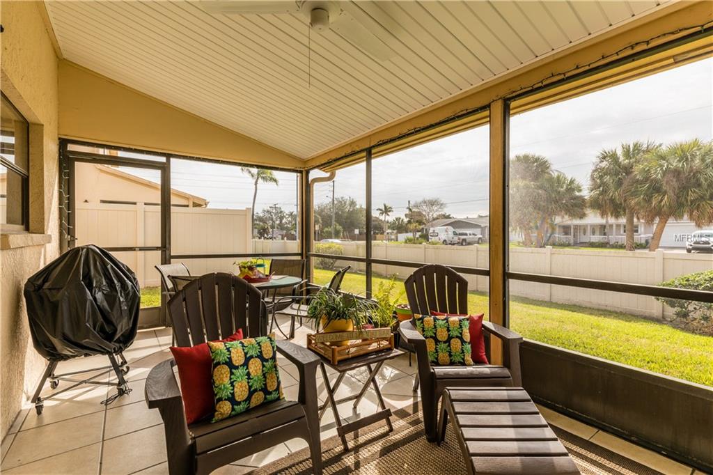 8325 17TH STREET N, ST PETERSBURG, Florida 33702, 2 Bedrooms Bedrooms, 6 Rooms Rooms,2 BathroomsBathrooms,Residential,For sale,17TH,U7847453