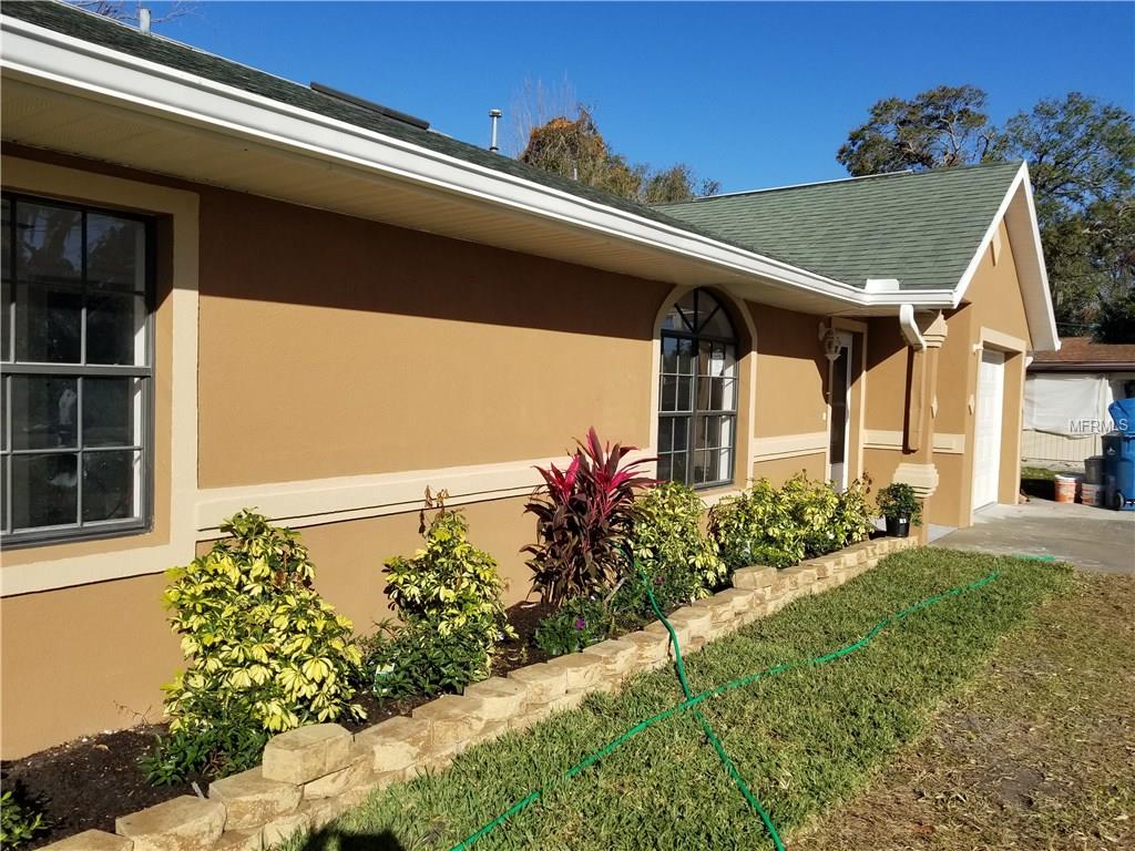 102 KENDRA AVENUE, DELAND, Florida 32724, 3 Bedrooms Bedrooms, 7 Rooms Rooms,2 BathroomsBathrooms,Residential,For sale,KENDRA,O5561932