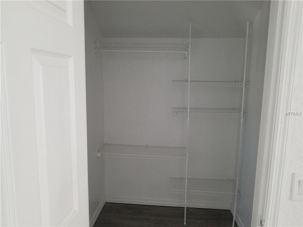 102 KENDRA AVENUE, DELAND, Florida 32724, 3 Bedrooms Bedrooms, 7 Rooms Rooms,2 BathroomsBathrooms,Residential,For sale,KENDRA,O5561932