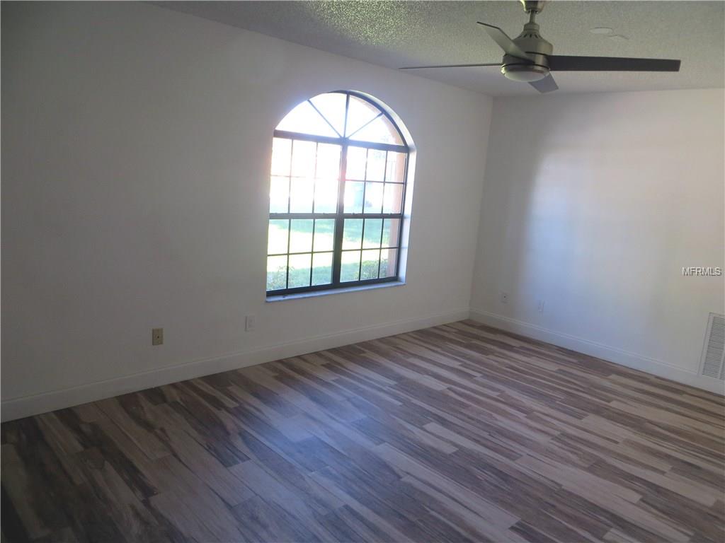 102 KENDRA AVENUE, DELAND, Florida 32724, 3 Bedrooms Bedrooms, 7 Rooms Rooms,2 BathroomsBathrooms,Residential,For sale,KENDRA,O5561932