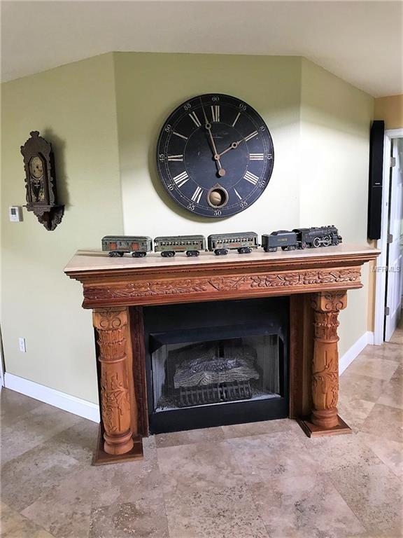 13625 FLORIDA AVENUE, ASTATULA, Florida 34705, 4 Bedrooms Bedrooms, 8 Rooms Rooms,3 BathroomsBathrooms,Residential,For sale,FLORIDA,G4847142