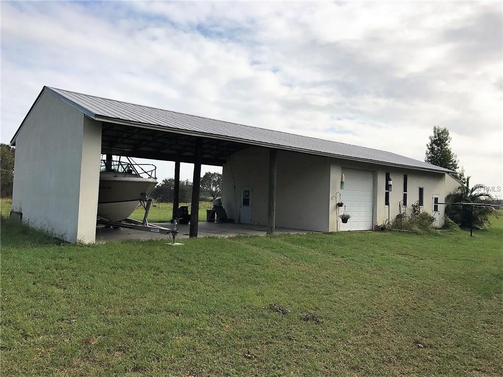 13625 FLORIDA AVENUE, ASTATULA, Florida 34705, 4 Bedrooms Bedrooms, 8 Rooms Rooms,3 BathroomsBathrooms,Residential,For sale,FLORIDA,G4847142