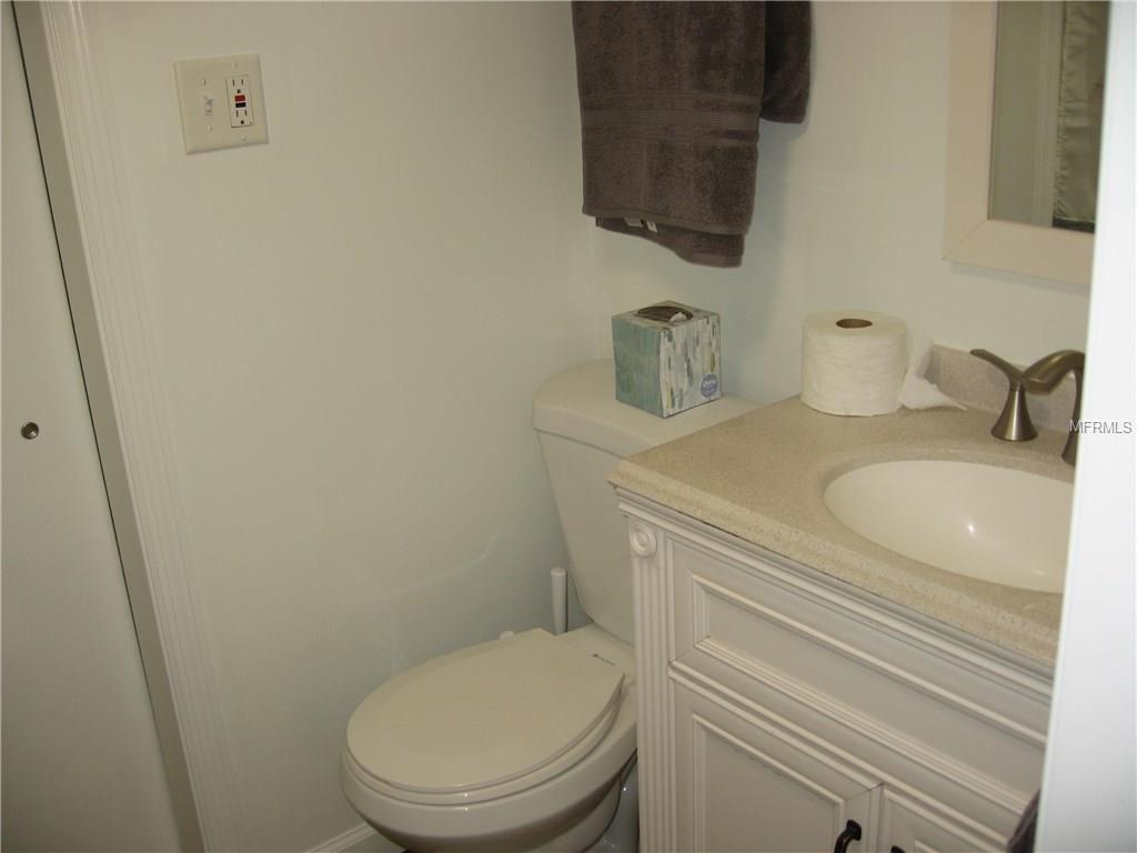 220 BAYO STREET, ENGLEWOOD, Florida 34223, 1 Bedroom Bedrooms, 3 Rooms Rooms,1 BathroomBathrooms,Residential,For sale,BAYO,D5920553