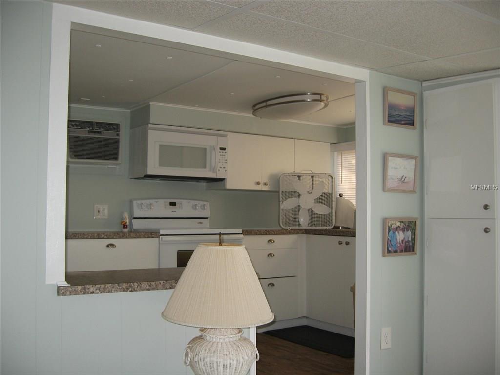 220 BAYO STREET, ENGLEWOOD, Florida 34223, 1 Bedroom Bedrooms, 3 Rooms Rooms,1 BathroomBathrooms,Residential,For sale,BAYO,D5920553