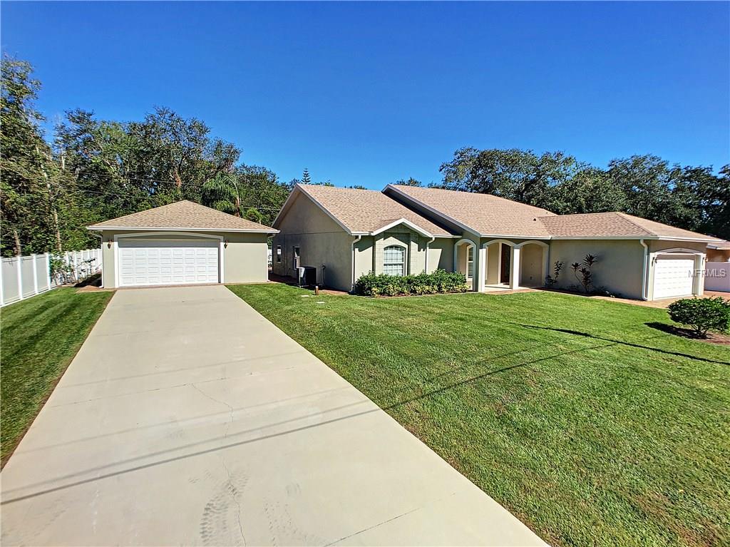713 E JACKSON STREET, KISSIMMEE, Florida 34744, 3 Bedrooms Bedrooms, 4 Rooms Rooms,3 BathroomsBathrooms,Residential,For sale,JACKSON,O5547417