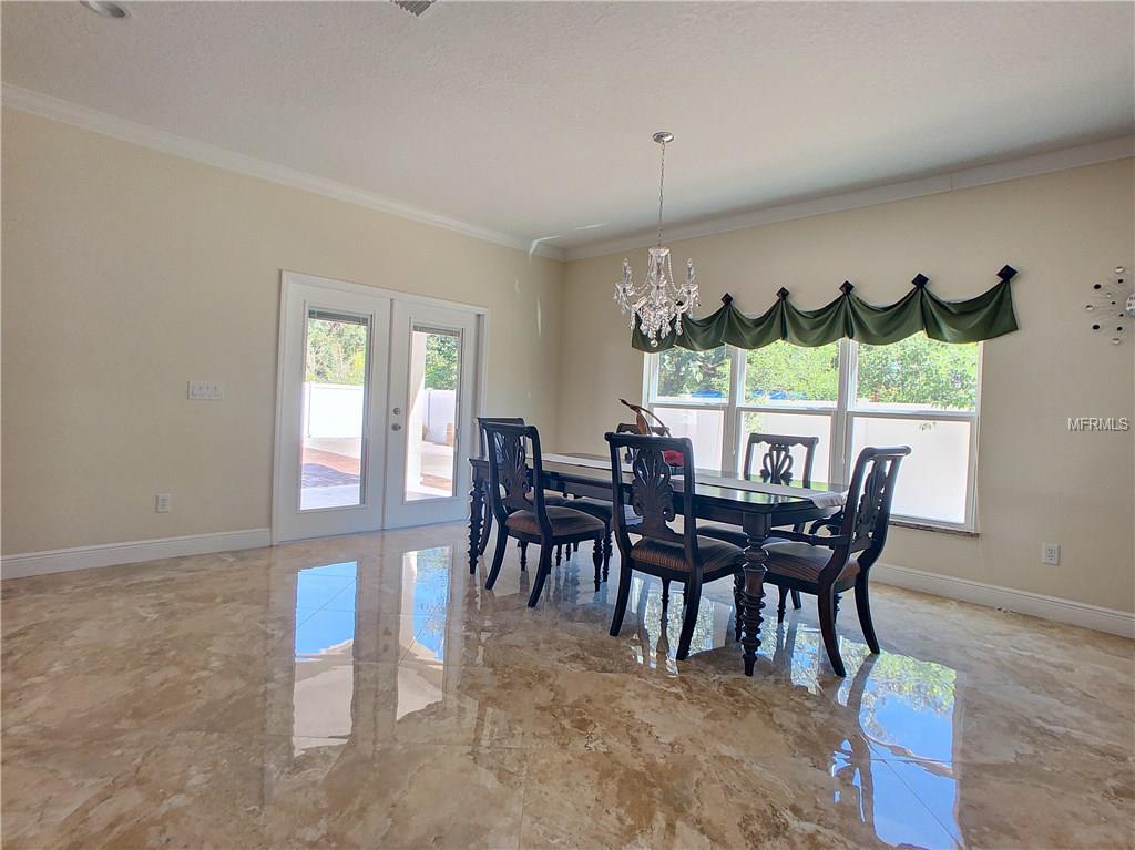 713 E JACKSON STREET, KISSIMMEE, Florida 34744, 3 Bedrooms Bedrooms, 4 Rooms Rooms,3 BathroomsBathrooms,Residential,For sale,JACKSON,O5547417