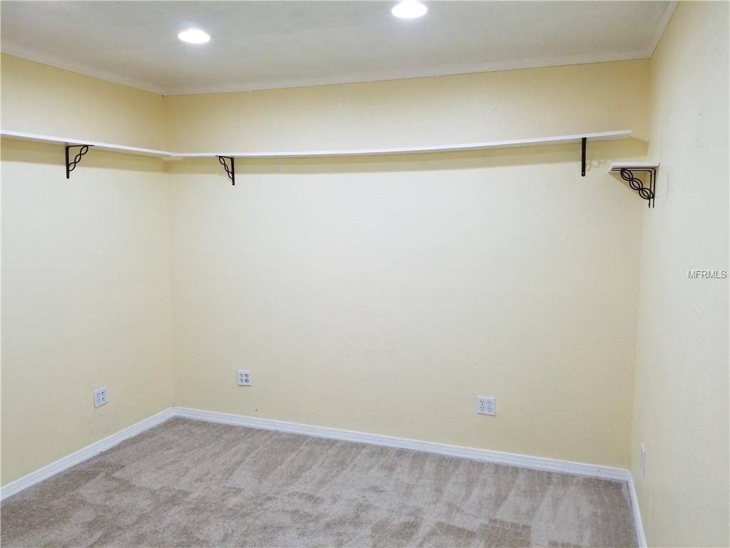 10255 106TH AVENUE, LARGO, Florida 33773, 3 Bedrooms Bedrooms, 5 Rooms Rooms,2 BathroomsBathrooms,Residential,For sale,106TH,U7841394