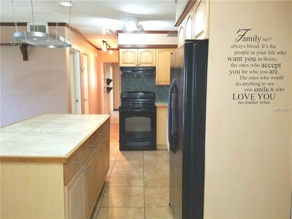 10255 106TH AVENUE, LARGO, Florida 33773, 3 Bedrooms Bedrooms, 5 Rooms Rooms,2 BathroomsBathrooms,Residential,For sale,106TH,U7841394