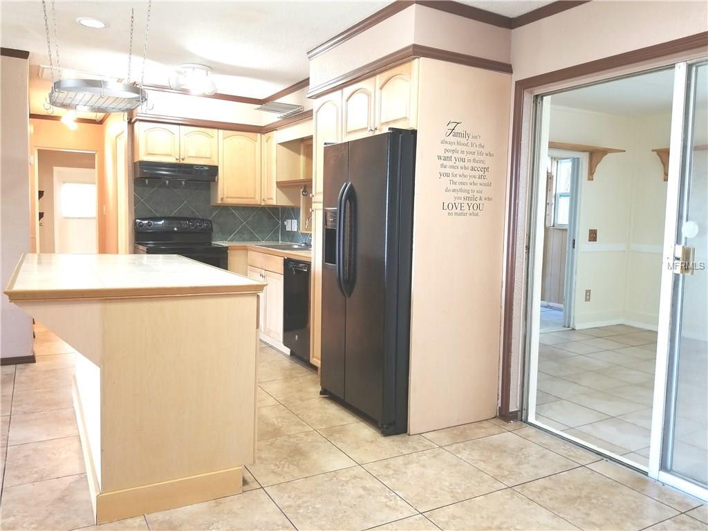 10255 106TH AVENUE, LARGO, Florida 33773, 3 Bedrooms Bedrooms, 5 Rooms Rooms,2 BathroomsBathrooms,Residential,For sale,106TH,U7841394