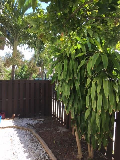 865 N VILLAGE DRIVE N, ST PETERSBURG, Florida 33716, 2 Bedrooms Bedrooms, 4 Rooms Rooms,2 BathroomsBathrooms,Residential,For sale,VILLAGE,U7844571