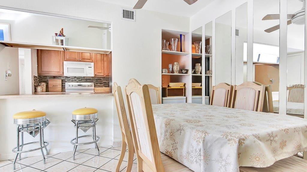 865 N VILLAGE DRIVE N, ST PETERSBURG, Florida 33716, 2 Bedrooms Bedrooms, 4 Rooms Rooms,2 BathroomsBathrooms,Residential,For sale,VILLAGE,U7844571