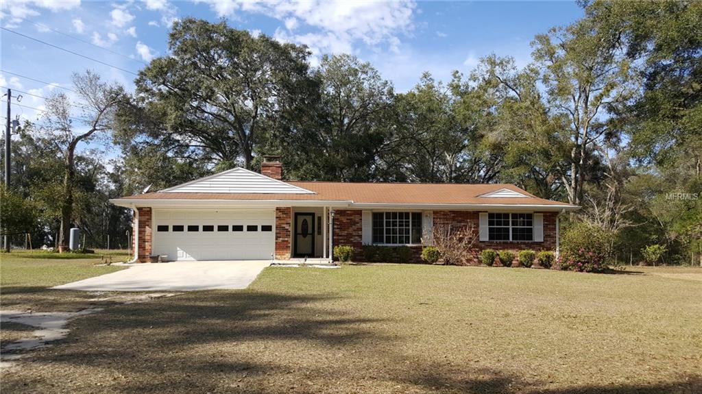 37200 CHERRY LAKE ROAD, FRUITLAND PARK, Florida 34731, 3 Bedrooms Bedrooms, 6 Rooms Rooms,2 BathroomsBathrooms,Residential,For sale,CHERRY LAKE,G4852706