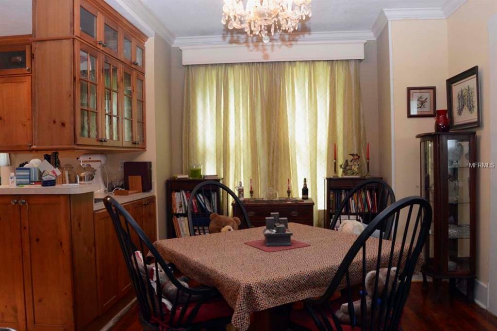 146 E WARNER STREET, GROVELAND, Florida 34736, 3 Bedrooms Bedrooms, 10 Rooms Rooms,3 BathroomsBathrooms,Residential,For sale,WARNER,G4842442