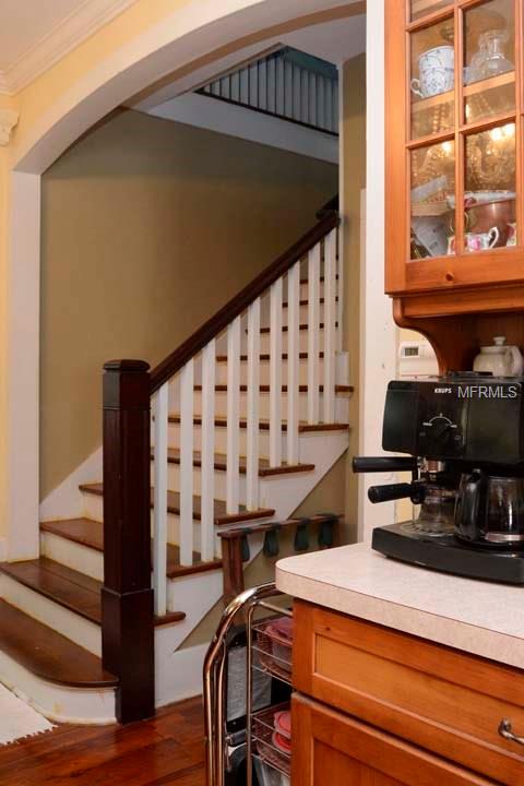 146 E WARNER STREET, GROVELAND, Florida 34736, 3 Bedrooms Bedrooms, 10 Rooms Rooms,3 BathroomsBathrooms,Residential,For sale,WARNER,G4842442