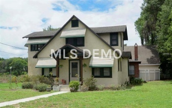 146 E WARNER STREET, GROVELAND, Florida 34736, 3 Bedrooms Bedrooms, 10 Rooms Rooms,3 BathroomsBathrooms,Residential,For sale,WARNER,G4842442