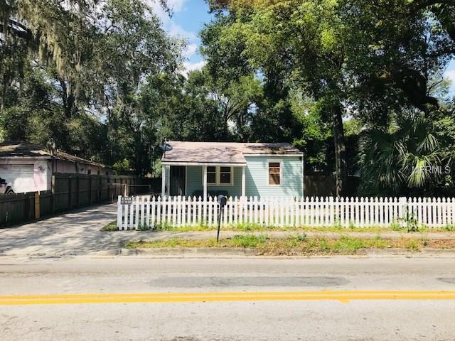 1806 E OSBORNE AVENUE, TAMPA, Florida 33610, 3 Bedrooms Bedrooms, 3 Rooms Rooms,1 BathroomBathrooms,Residential,For sale,OSBORNE,O5536286