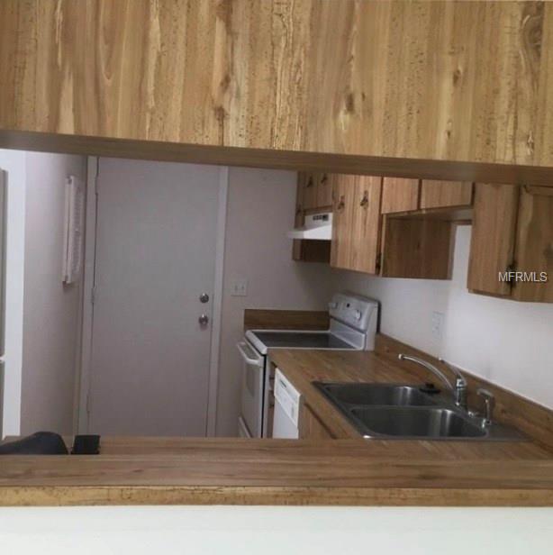 1846 BOUGH AVENUE, CLEARWATER, Florida 33760, 2 Bedrooms Bedrooms, 5 Rooms Rooms,1 BathroomBathrooms,Residential,For sale,BOUGH,U7837181