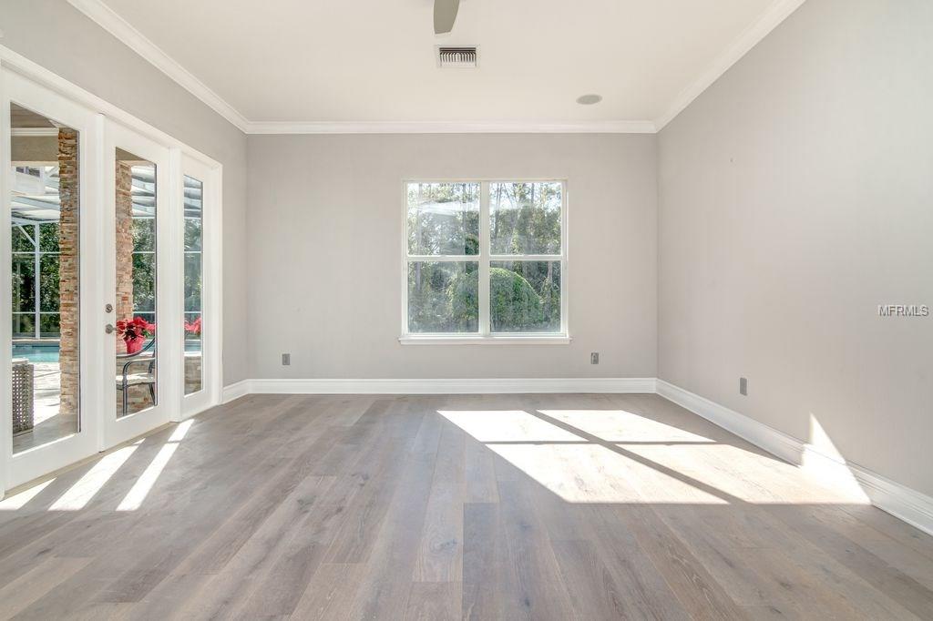 258 SNOWFIELDS RUN, LAKE MARY, Florida 32746, 4 Bedrooms Bedrooms, 10 Rooms Rooms,4 BathroomsBathrooms,Residential,For sale,SNOWFIELDS,O5551669