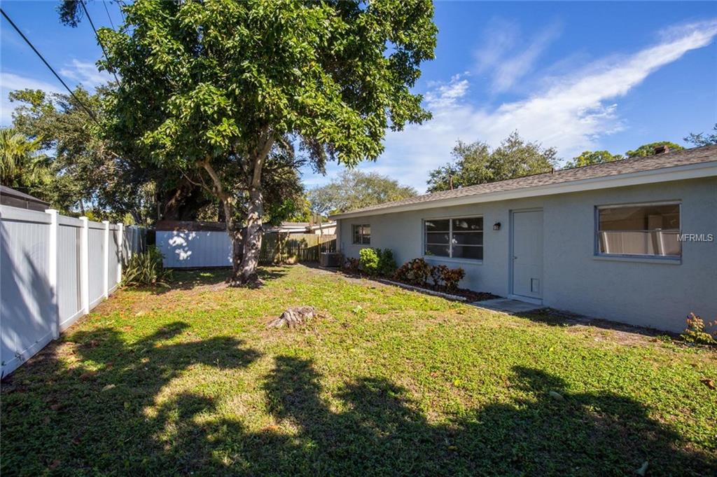 7724 90TH WAY, SEMINOLE, Florida 33777, 3 Bedrooms Bedrooms, 8 Rooms Rooms,2 BathroomsBathrooms,Residential,For sale,90TH,A4206545