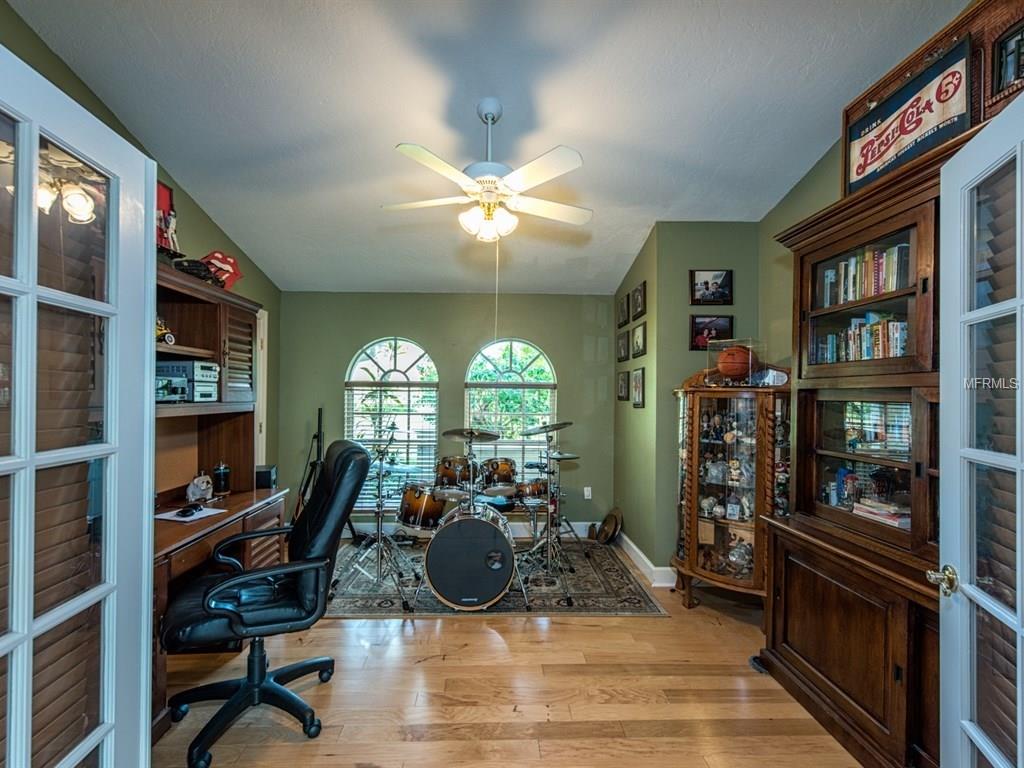 5246 ASHLEY PARKWAY, SARASOTA, Florida 34241, 3 Bedrooms Bedrooms, 9 Rooms Rooms,3 BathroomsBathrooms,Residential,For sale,ASHLEY,A4208154