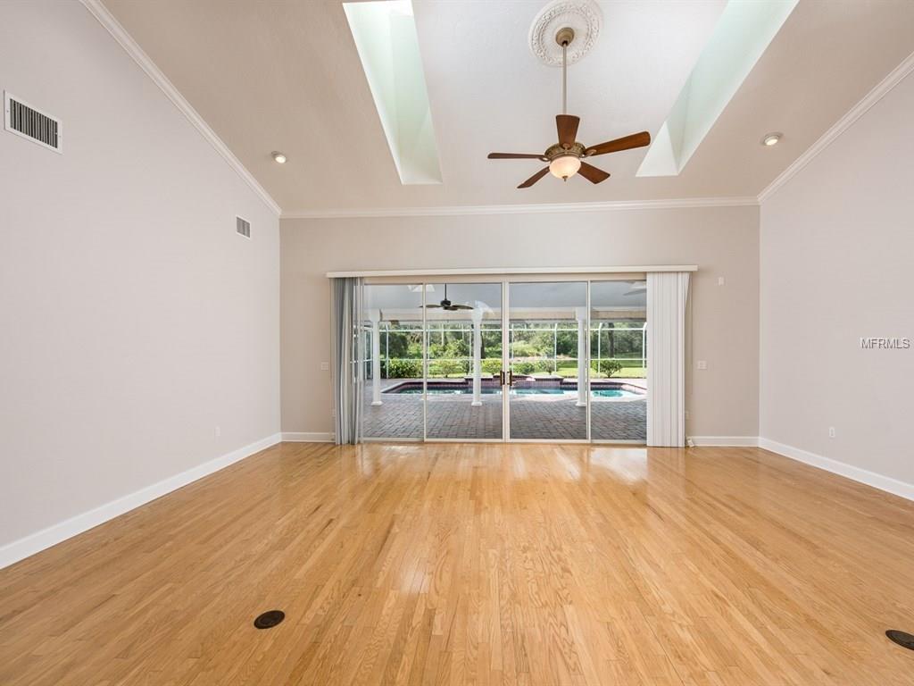 5246 ASHLEY PARKWAY, SARASOTA, Florida 34241, 3 Bedrooms Bedrooms, 9 Rooms Rooms,3 BathroomsBathrooms,Residential,For sale,ASHLEY,A4208154