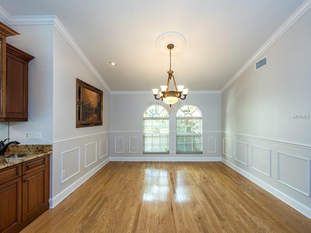 5246 ASHLEY PARKWAY, SARASOTA, Florida 34241, 3 Bedrooms Bedrooms, 9 Rooms Rooms,3 BathroomsBathrooms,Residential,For sale,ASHLEY,A4208154