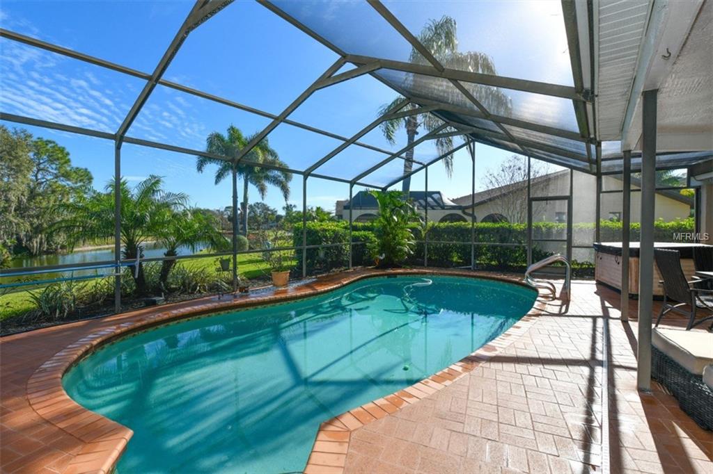 929 S DORAL LANE, VENICE, Florida 34293, 3 Bedrooms Bedrooms, 9 Rooms Rooms,2 BathroomsBathrooms,Residential,For sale,DORAL,A4209145