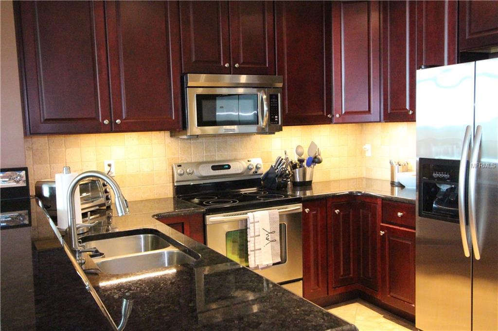 101 S EOLA DRIVE, ORLANDO, Florida 32801, 1 Bedroom Bedrooms, 4 Rooms Rooms,1 BathroomBathrooms,Residential,For sale,EOLA,O5560802