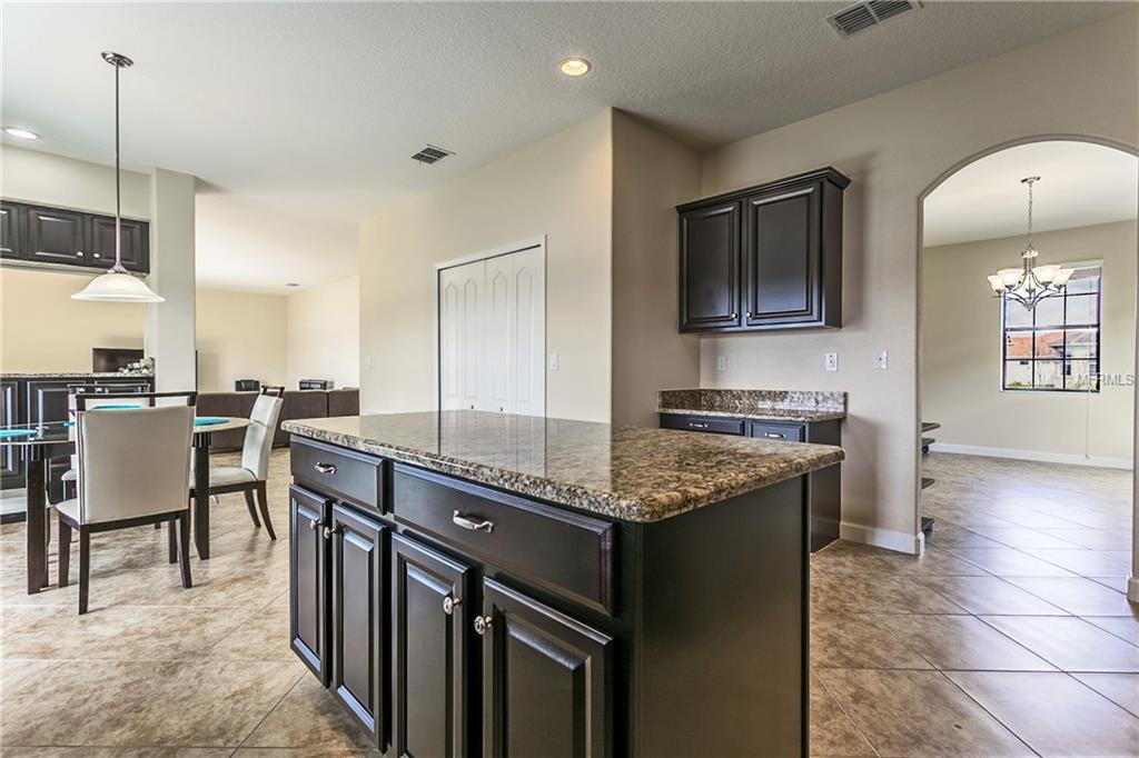 2818 SAIL BREEZE WAY, KISSIMMEE, Florida 34744, 4 Bedrooms Bedrooms, 6 Rooms Rooms,3 BathroomsBathrooms,Residential,For sale,SAIL BREEZE,O5561382