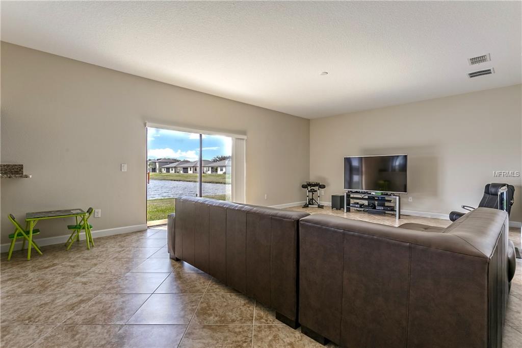 2818 SAIL BREEZE WAY, KISSIMMEE, Florida 34744, 4 Bedrooms Bedrooms, 6 Rooms Rooms,3 BathroomsBathrooms,Residential,For sale,SAIL BREEZE,O5561382