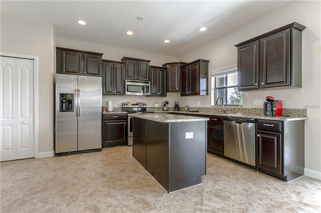 2818 SAIL BREEZE WAY, KISSIMMEE, Florida 34744, 4 Bedrooms Bedrooms, 6 Rooms Rooms,3 BathroomsBathrooms,Residential,For sale,SAIL BREEZE,O5561382