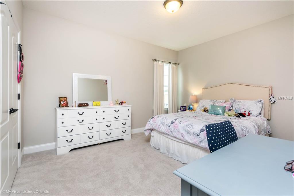 1046 HUNTSPOINT STREET, WINTER GARDEN, Florida 34787, 3 Bedrooms Bedrooms, 7 Rooms Rooms,2 BathroomsBathrooms,Residential,For sale,HUNTSPOINT,O5561581