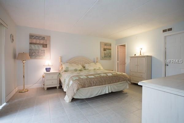 12760 INDIAN ROCKS ROAD, LARGO, Florida 33774, 2 Bedrooms Bedrooms, 3 Rooms Rooms,2 BathroomsBathrooms,Residential,For sale,INDIAN ROCKS,U7847517