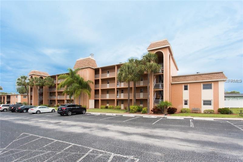 12760 INDIAN ROCKS ROAD, LARGO, Florida 33774, 2 Bedrooms Bedrooms, 3 Rooms Rooms,2 BathroomsBathrooms,Residential,For sale,INDIAN ROCKS,U7847517