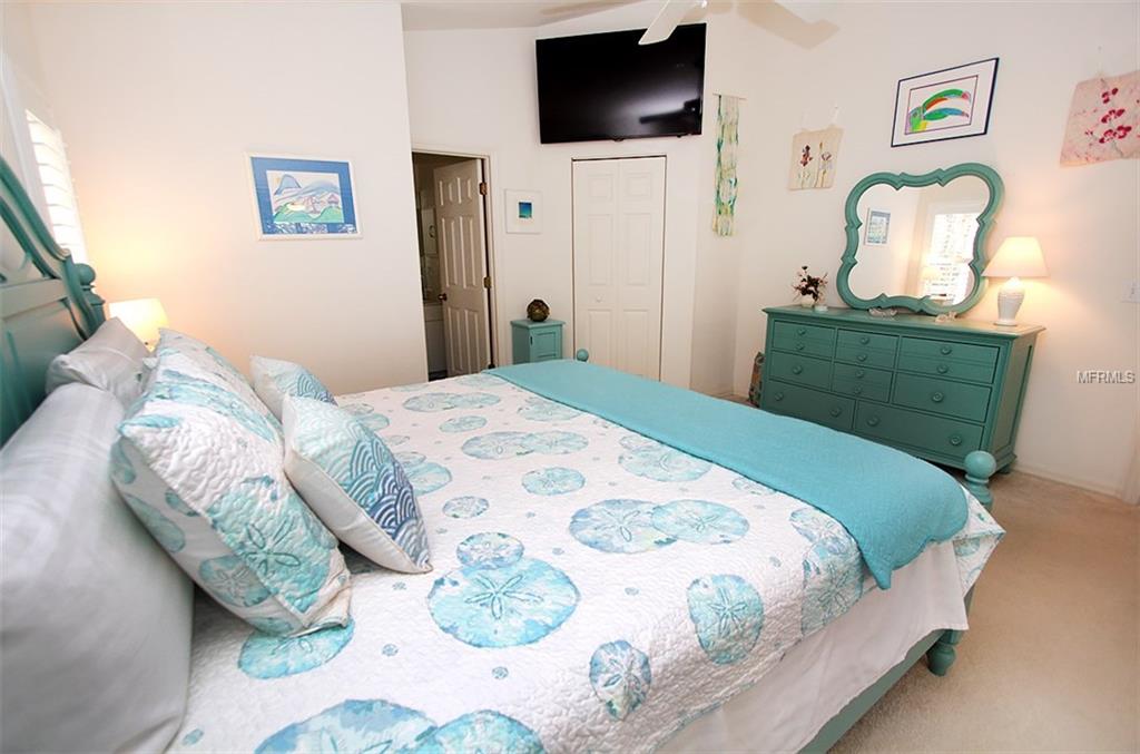 819 MONTROSE DRIVE, VENICE, Florida 34293, 3 Bedrooms Bedrooms, 7 Rooms Rooms,2 BathroomsBathrooms,Residential,For sale,MONTROSE,N5912940