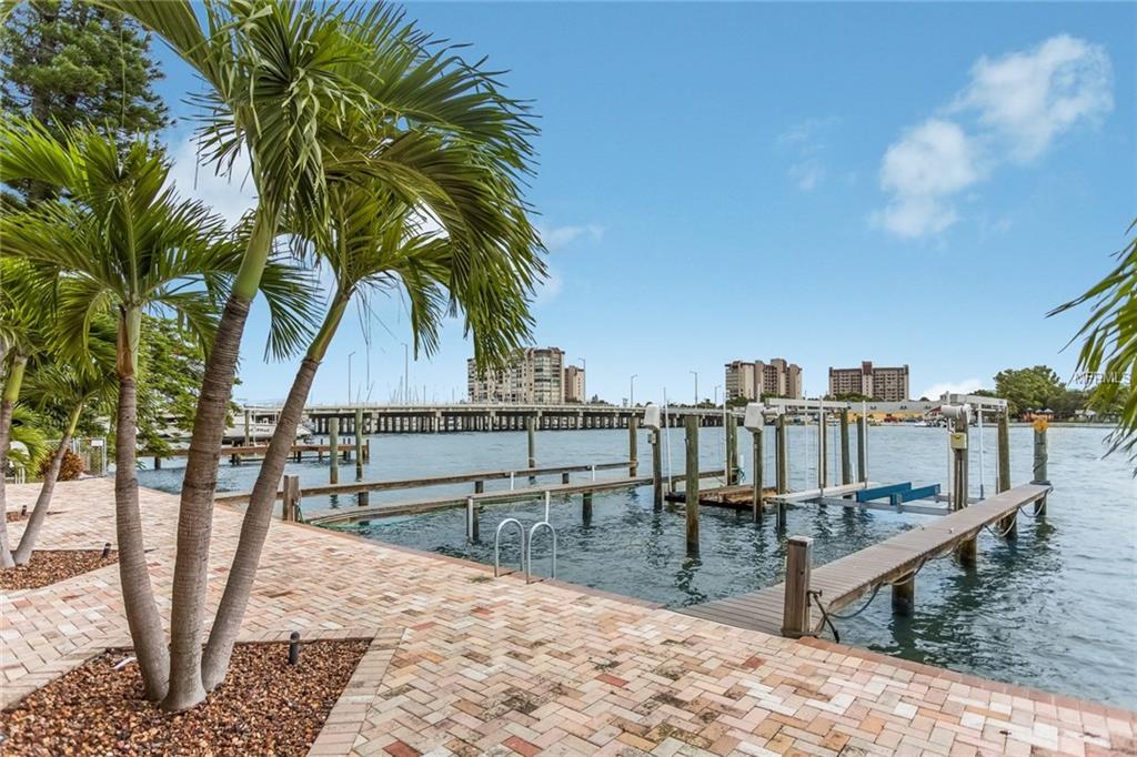 143 94TH AVENUE, TREASURE ISLAND, Florida 33706, 2 Bedrooms Bedrooms, 5 Rooms Rooms,2 BathroomsBathrooms,Residential,For sale,94TH,U7828527