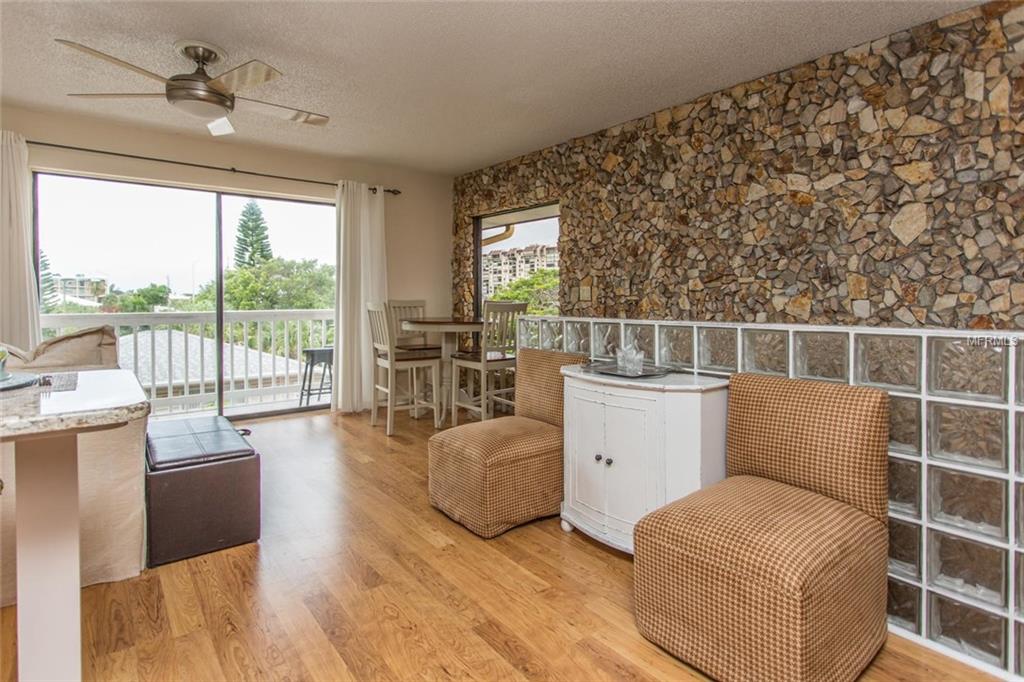 143 94TH AVENUE, TREASURE ISLAND, Florida 33706, 2 Bedrooms Bedrooms, 5 Rooms Rooms,2 BathroomsBathrooms,Residential,For sale,94TH,U7828527