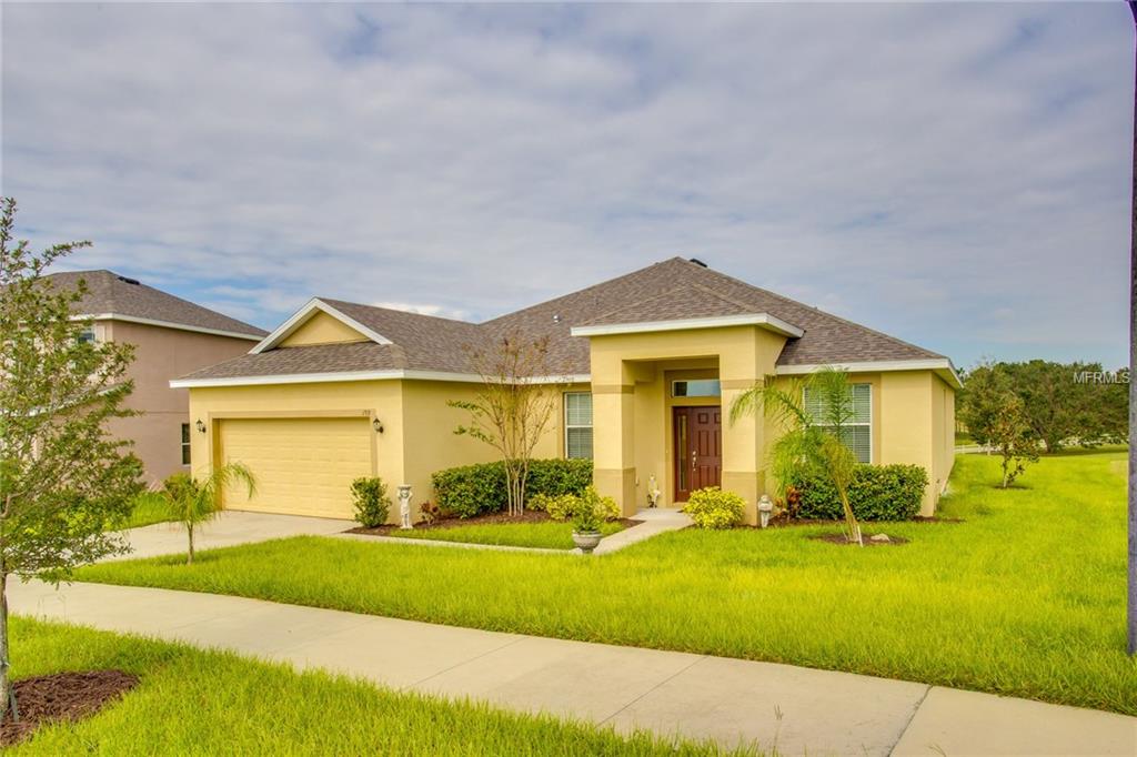 199 BLACKSTONE CREEK ROAD, GROVELAND, Florida 34736, 5 Bedrooms Bedrooms, 10 Rooms Rooms,3 BathroomsBathrooms,Residential,For sale,BLACKSTONE CREEK,G4847150