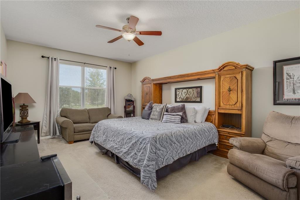 199 BLACKSTONE CREEK ROAD, GROVELAND, Florida 34736, 5 Bedrooms Bedrooms, 10 Rooms Rooms,3 BathroomsBathrooms,Residential,For sale,BLACKSTONE CREEK,G4847150