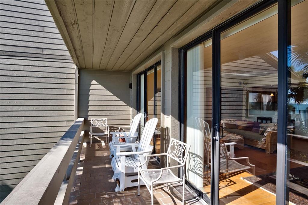 16800 GULF BOULEVARD, NORTH REDINGTON BEACH, Florida 33708, 3 Bedrooms Bedrooms, 6 Rooms Rooms,2 BathroomsBathrooms,Residential,For sale,GULF,U7838895