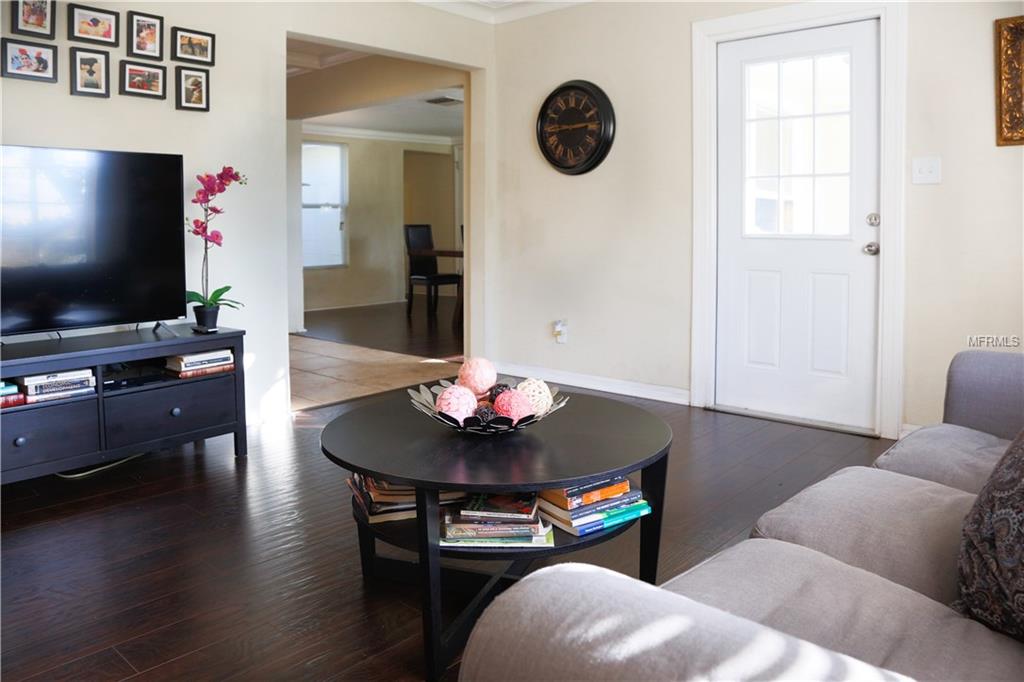 817 S EVERGREEN AVENUE, CLEARWATER, Florida 33756, 4 Bedrooms Bedrooms, 4 Rooms Rooms,2 BathroomsBathrooms,Residential,For sale,EVERGREEN,U7844572