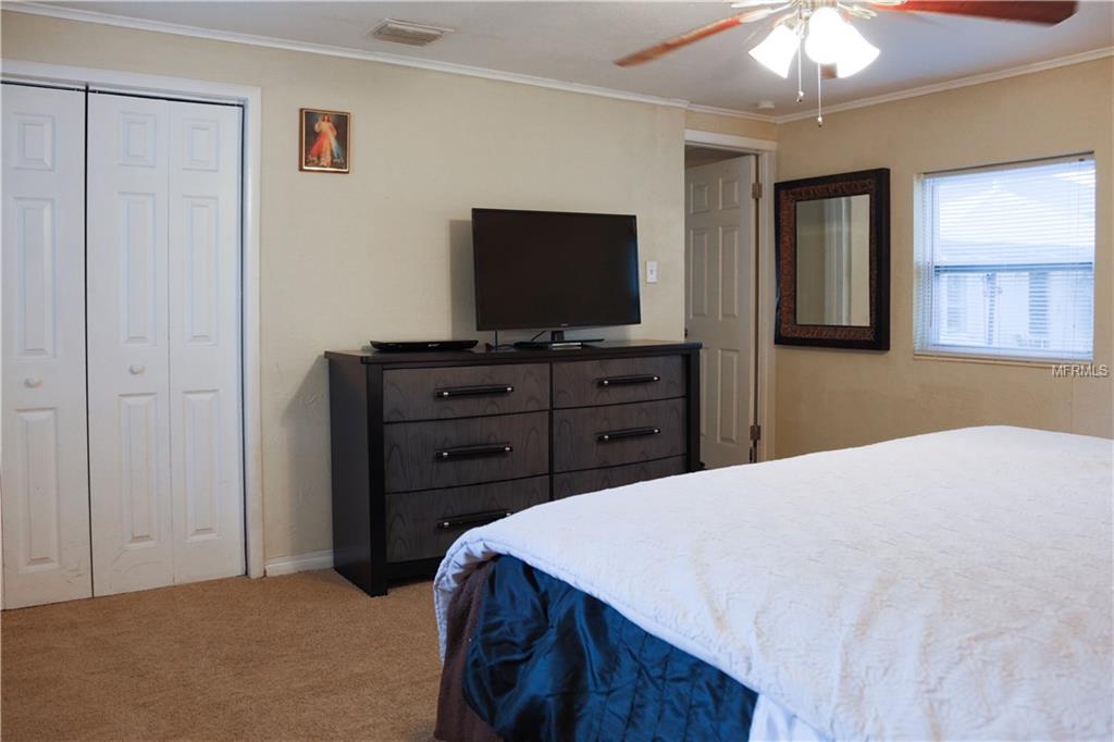 817 S EVERGREEN AVENUE, CLEARWATER, Florida 33756, 4 Bedrooms Bedrooms, 4 Rooms Rooms,2 BathroomsBathrooms,Residential,For sale,EVERGREEN,U7844572