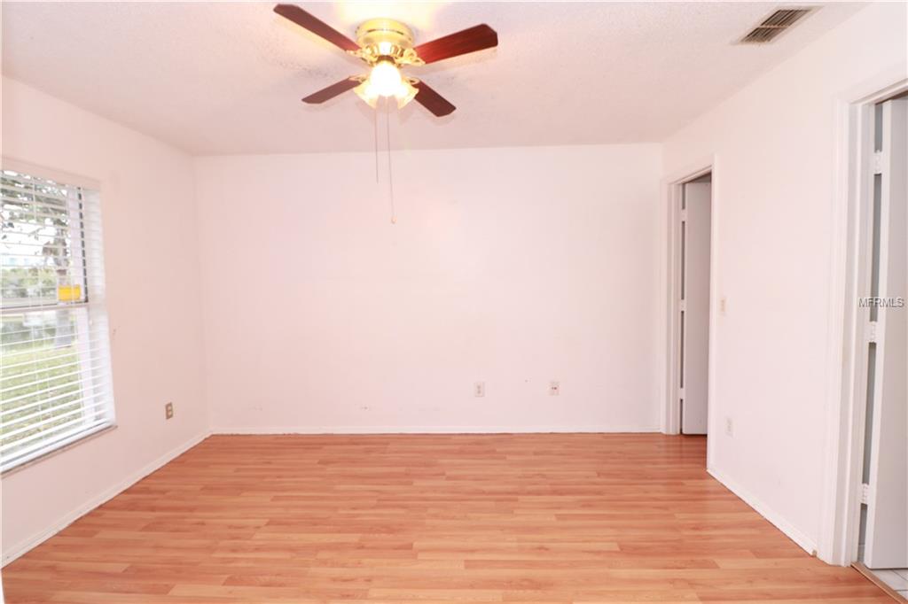 13543 SUMMERTON DRIVE, ORLANDO, Florida 32824, 3 Bedrooms Bedrooms, 6 Rooms Rooms,2 BathroomsBathrooms,Residential,For sale,SUMMERTON,S4857000